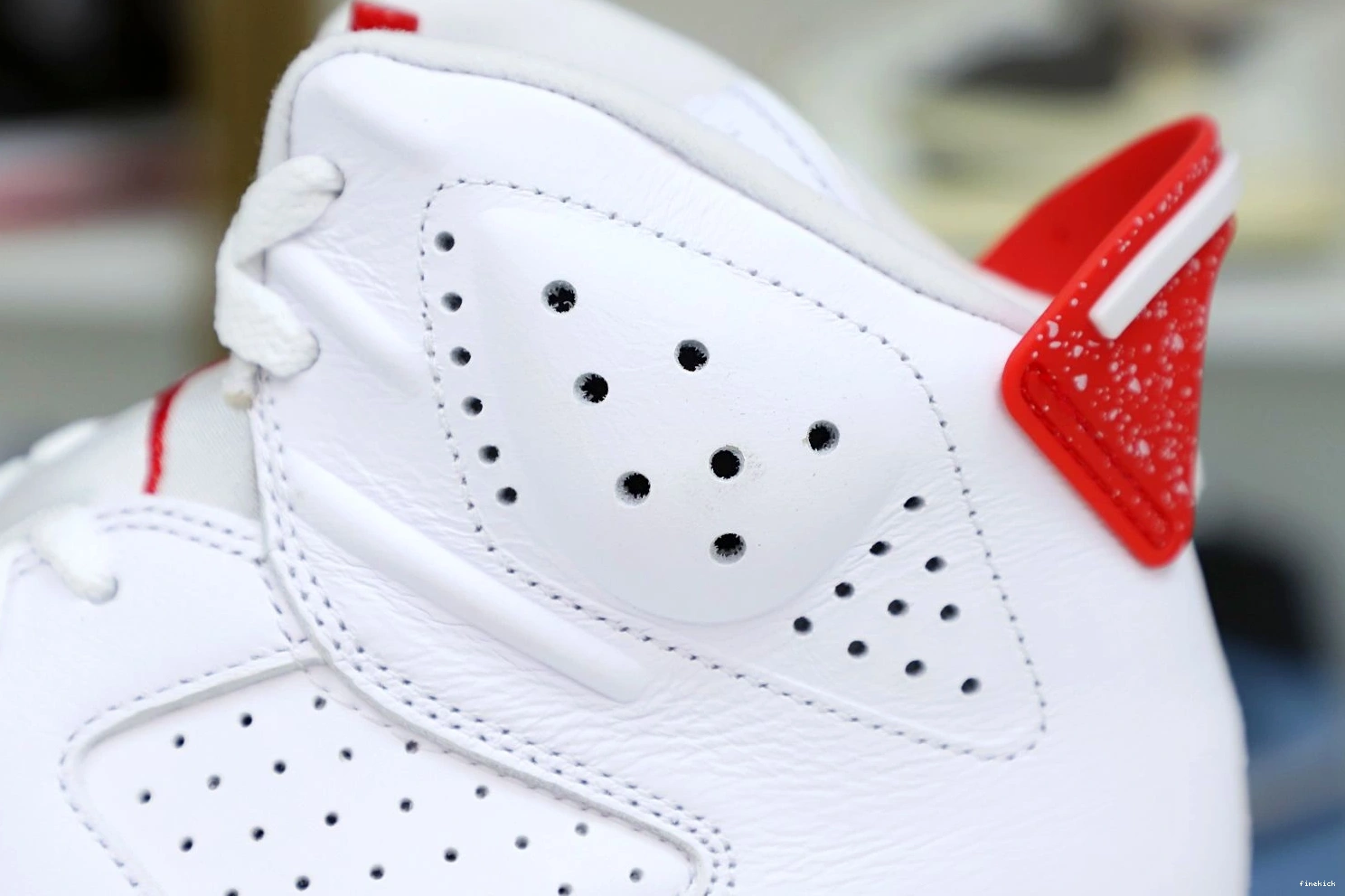 AIR RED OREO JORDAN 6 1203